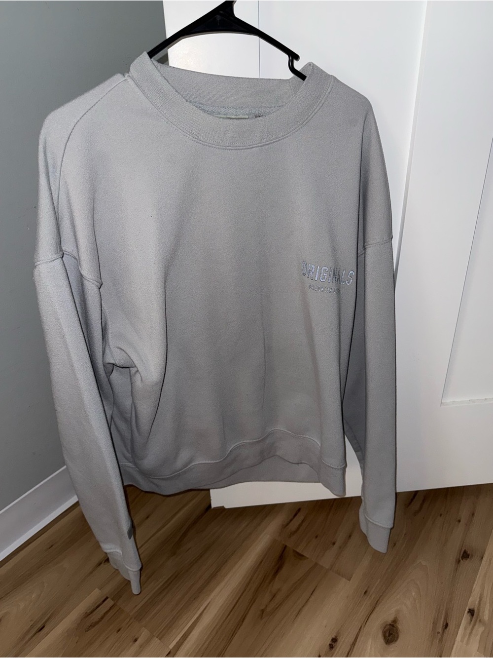 Men’s Originals Sweatshirt small